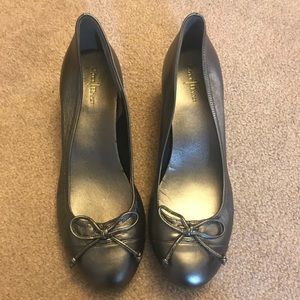 EUC Cole Haan silver wedges 9.5